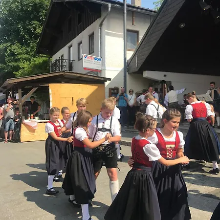 Hartkaiser شقة *